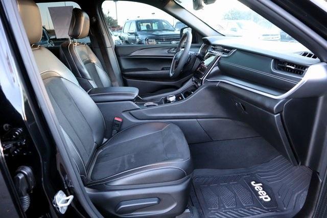 used 2024 Jeep Grand Cherokee car, priced at $34,986