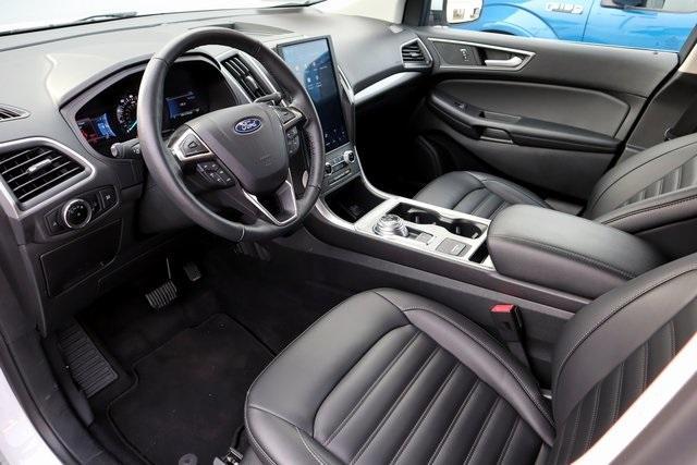used 2024 Ford Edge car, priced at $28,344