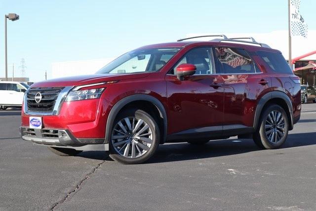 used 2023 Nissan Pathfinder car, priced at $34,885