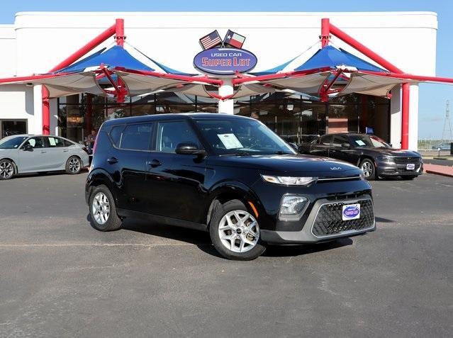 used 2022 Kia Soul car, priced at $18,652