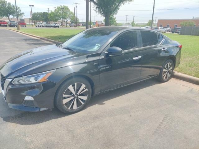used 2022 Nissan Altima car
