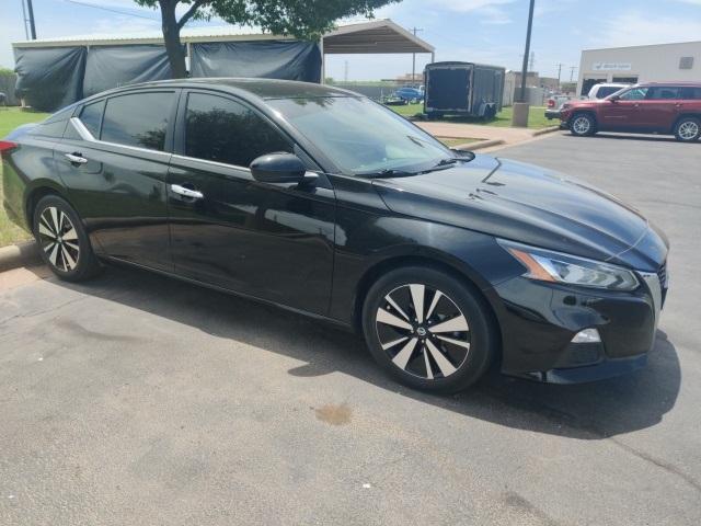 used 2022 Nissan Altima car