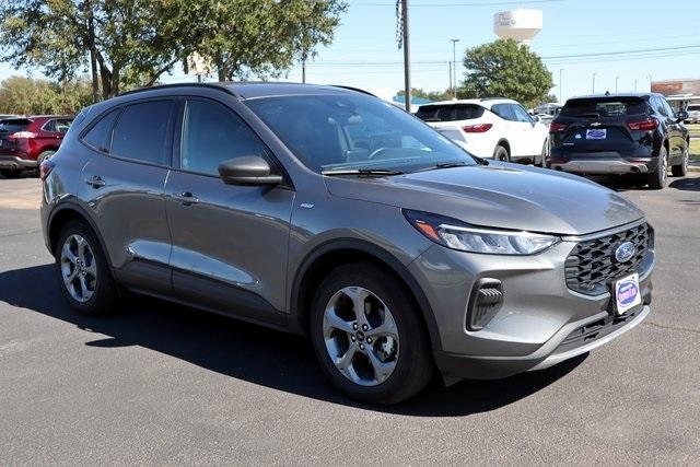 used 2025 Ford Escape car, priced at $25,151