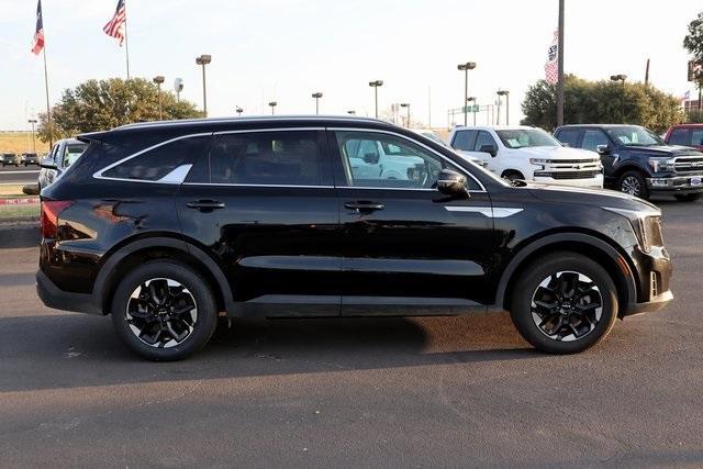 used 2024 Kia Sorento car, priced at $30,123