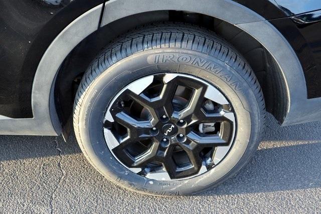 used 2024 Kia Sorento car, priced at $30,123