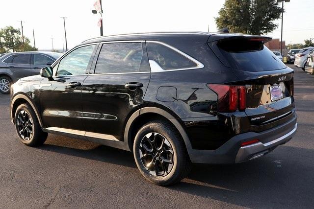 used 2024 Kia Sorento car, priced at $30,123