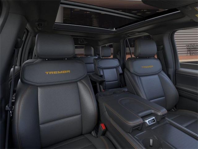 new 2025 Ford Expedition car, priced at $80,774
