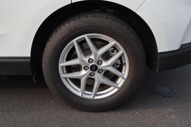 used 2024 Ford Edge car, priced at $28,797