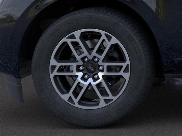 new 2025 Ford Expedition car, priced at $66,704