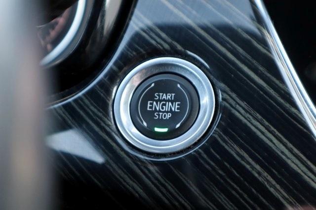 used 2023 Cadillac XT6 car, priced at $34,309