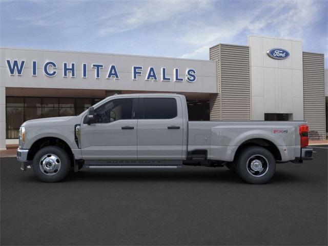 new 2025 Ford F-350 car, priced at $62,126