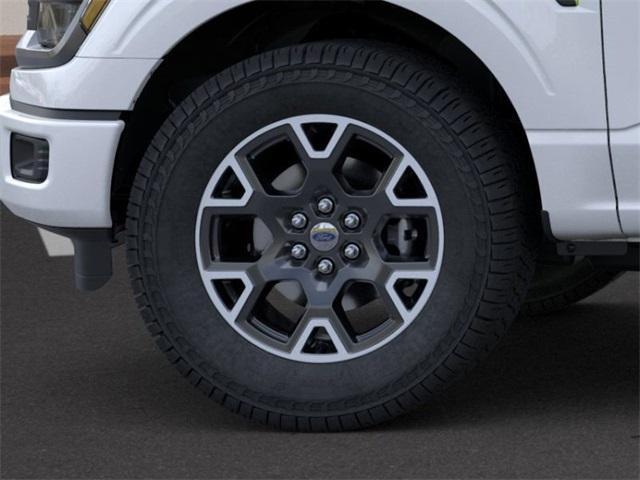 new 2025 Ford F-150 car, priced at $42,915