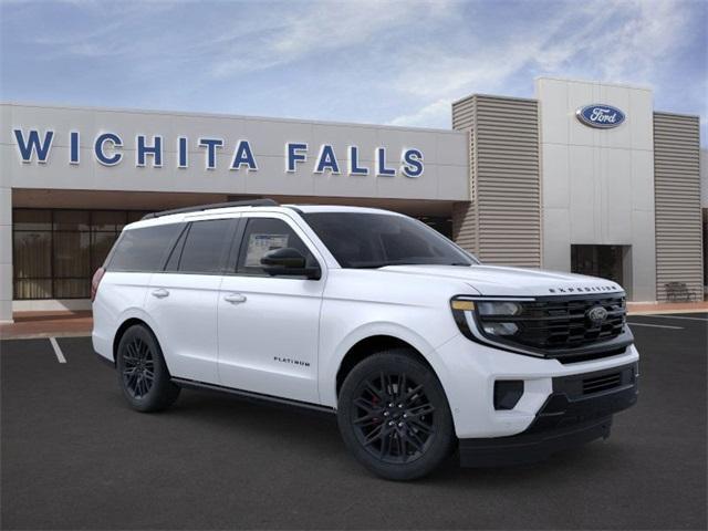 new 2025 Ford Expedition car, priced at $85,080