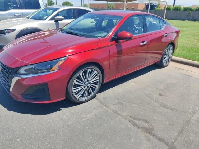 used 2023 Nissan Altima car, priced at $22,680