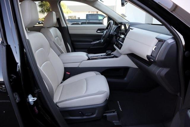 used 2022 Nissan Pathfinder car, priced at $26,887