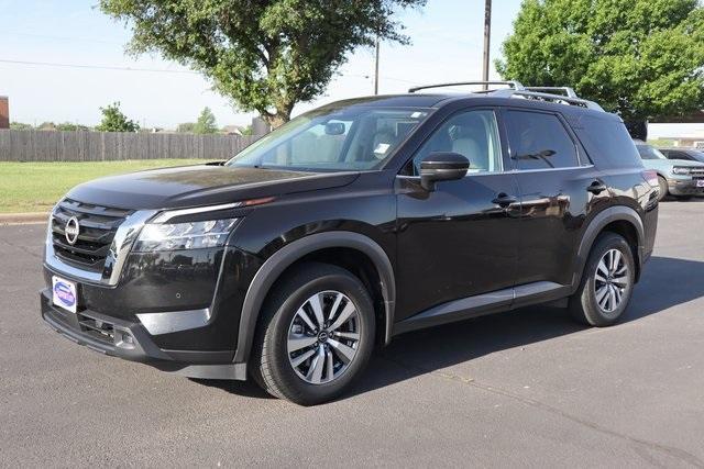 used 2022 Nissan Pathfinder car, priced at $26,887