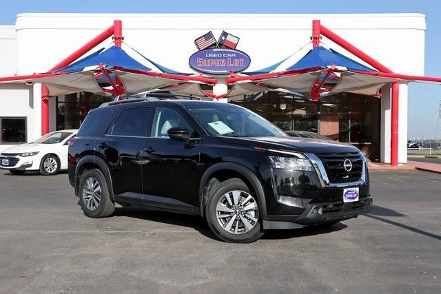 used 2022 Nissan Pathfinder car, priced at $26,887