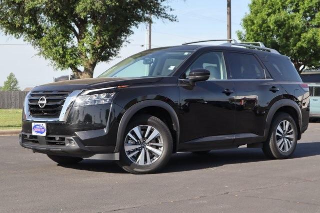 used 2022 Nissan Pathfinder car, priced at $26,887