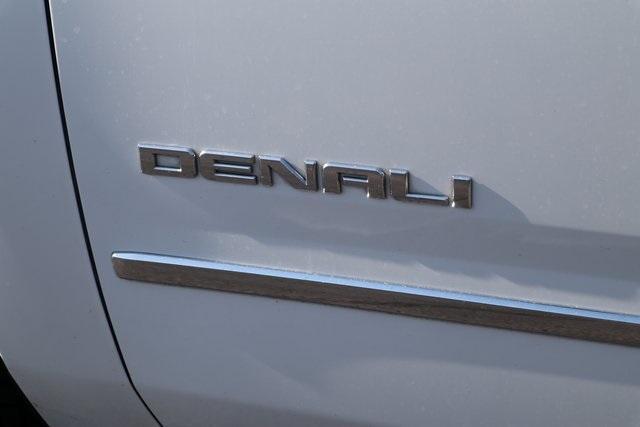 used 2020 GMC Yukon car, priced at $33,672