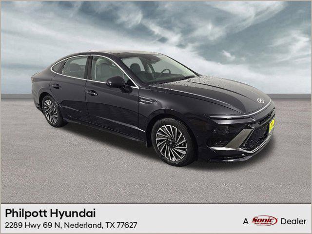 new 2025 Hyundai Sonata Hybrid car, priced at $37,953