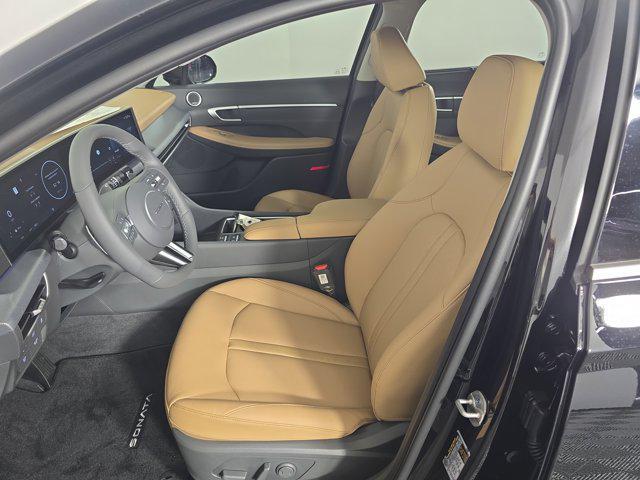 new 2025 Hyundai Sonata Hybrid car, priced at $38,276