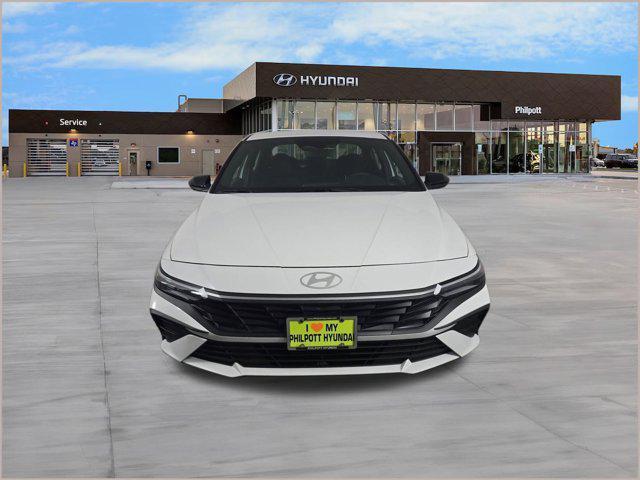 new 2025 Hyundai Elantra car, priced at $23,462