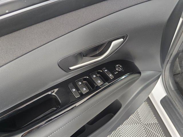 used 2024 Hyundai TUCSON Hybrid car, priced at $28,999
