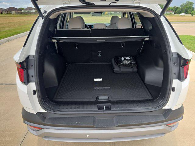 new 2025 Hyundai Tucson car, priced at $31,572