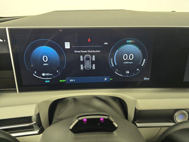 new 2025 Hyundai TUCSON Hybrid car, priced at $42,505
