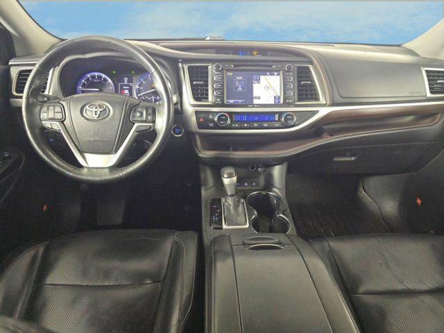 used 2015 Toyota Highlander car, priced at $14,999
