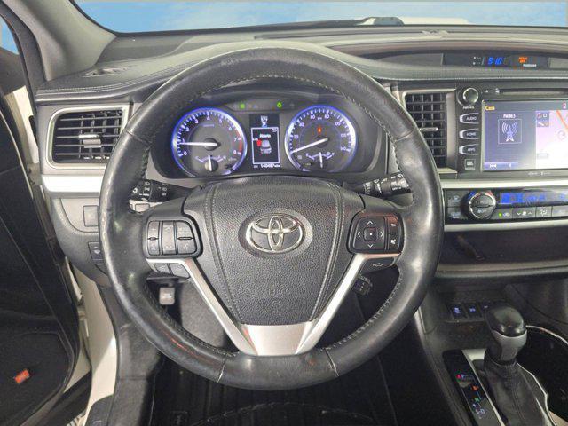 used 2015 Toyota Highlander car, priced at $14,999