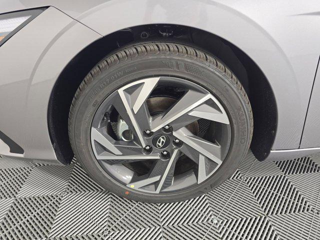 new 2025 Hyundai Elantra car, priced at $22,992