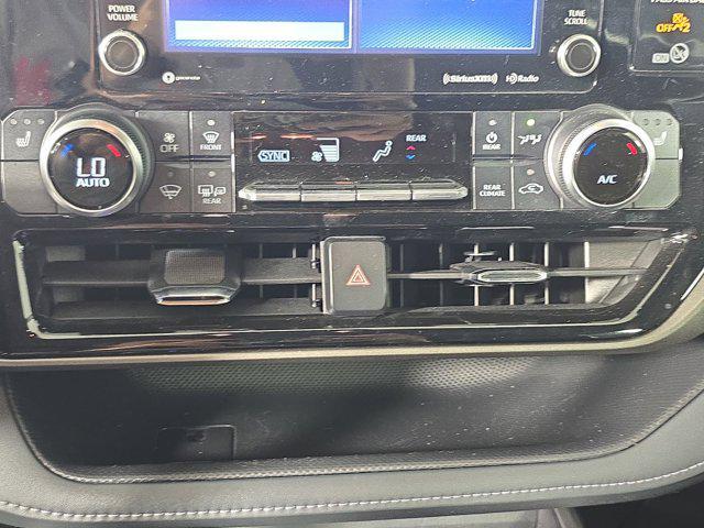 used 2022 Toyota Highlander car, priced at $36,998