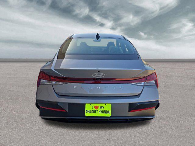 new 2025 Hyundai Elantra car, priced at $26,304