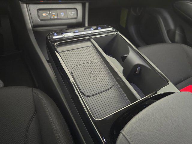new 2025 Hyundai TUCSON Hybrid car, priced at $34,962