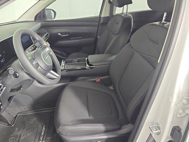 new 2025 Hyundai TUCSON Hybrid car, priced at $34,962