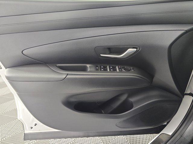 new 2025 Hyundai TUCSON Hybrid car, priced at $34,962