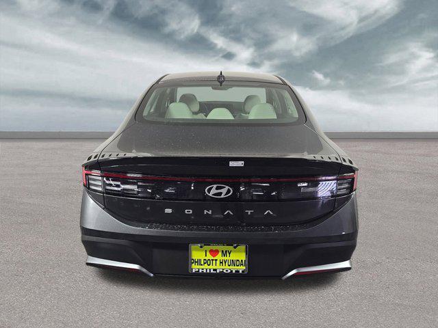 new 2025 Hyundai Sonata car, priced at $27,212