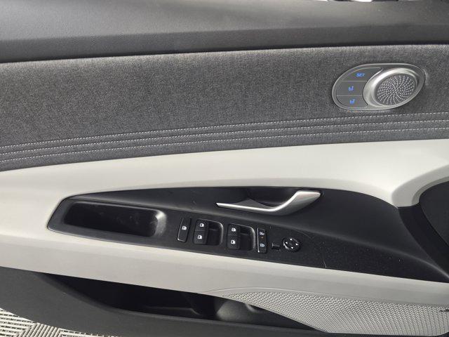 new 2025 Hyundai Elantra car, priced at $30,656