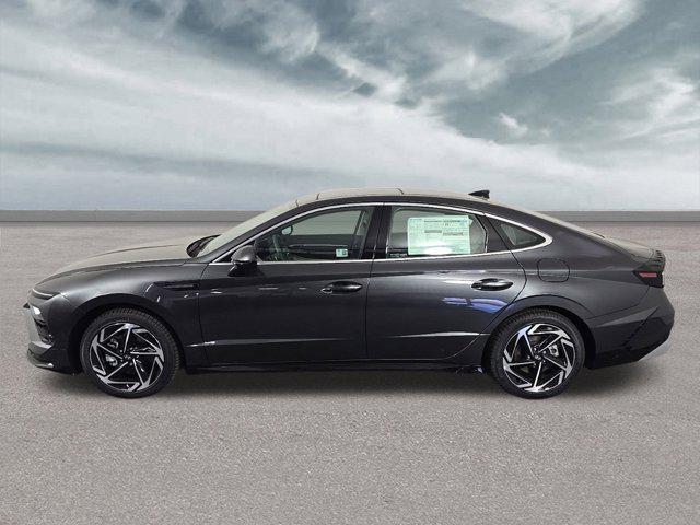 new 2024 Hyundai Sonata car, priced at $29,991