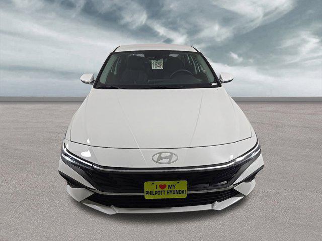 new 2025 Hyundai Elantra car, priced at $23,424