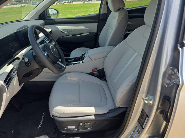 new 2025 Hyundai Tucson car, priced at $32,040