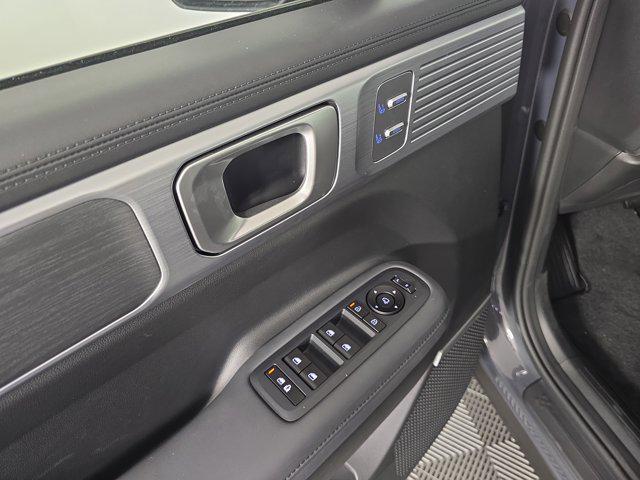 new 2025 Hyundai Santa Fe car, priced at $44,781