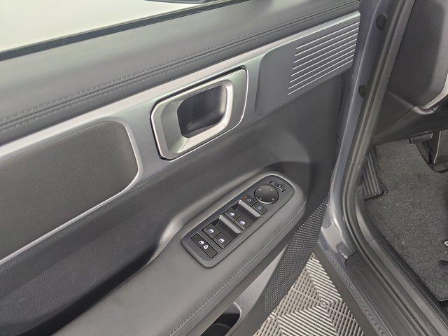 new 2025 Hyundai Santa Fe car, priced at $39,011