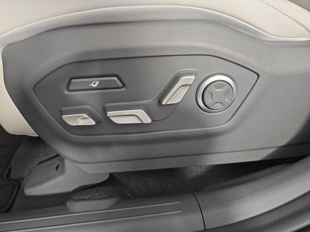 new 2025 Hyundai SANTA FE HEV car, priced at $50,462