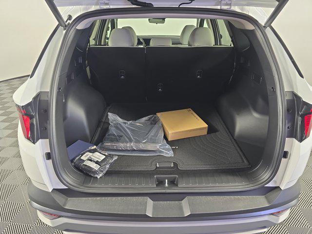 new 2025 Hyundai Tucson car, priced at $32,198