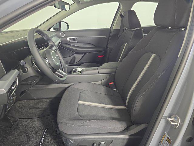 new 2025 Hyundai Sonata Hybrid car, priced at $32,187