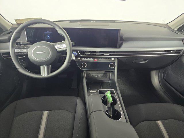 new 2025 Hyundai Sonata Hybrid car, priced at $32,187