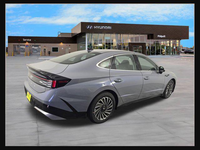 new 2025 Hyundai Sonata Hybrid car, priced at $32,187