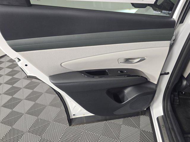 new 2025 Hyundai TUCSON Hybrid car, priced at $42,411